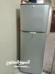  1 Hitachi Refrigerator 320 litr