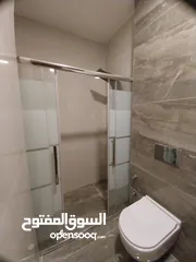  16 الرابية 200م وتراسات 150م