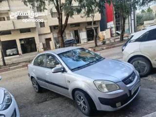  3 كيا برايد 2009 اتماتك ركز معي دهان شركه ولا غرام بويا غرفه جديده