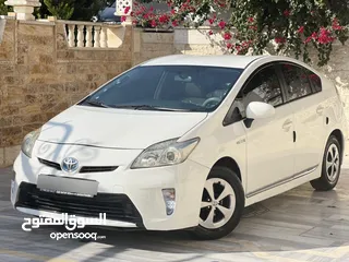  10 تويوتا بريوس 2012 امريكي