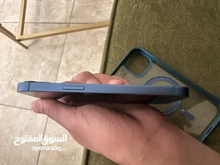  4 آيفون 13 للبيع جهاز وكالة ولا شخط