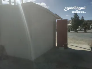 6 قرفان امريكي  بحاله جيده 3متر*4 متر مع معدات قهوه