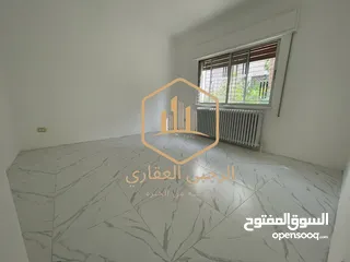  15 شقة / للايجار / ارضية / 3نوم / الصويفية