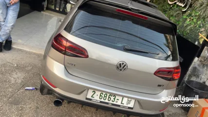  2 فولكسوافيجن جولف 1.4