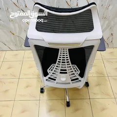  7 تميّز باختيارك، واجلس بأعلى درجات الراحة والأناقة. كرسي مدير هاي كوالتي ايادي متحركه شبك طبي