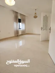  6 شقة للبيع في الجندويل قرب فندق لارسا