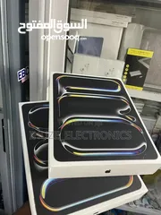  6 Ipad pro 13-inch(M4) جديد كفالة شرق اوسط بسعر مميز