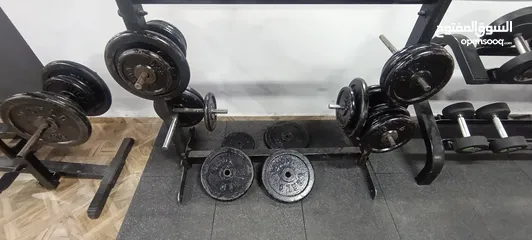  8 نادي كامل للبيع