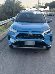  26 TOYOTA Rav4 2022se