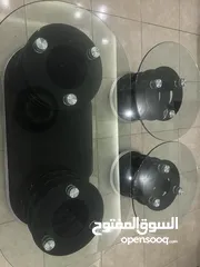  5 اثاث غرفه الضيوف( طقم طاولات زجاج واحده كبيره + اثنتين جانبيه )زجاج مقوى فاخر