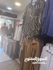  2 محل البسة بداعي السفر بدون خلو أجار شهري 325
