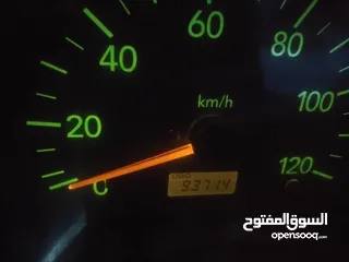  8 باص كاري 2003 بضاعة للبيع