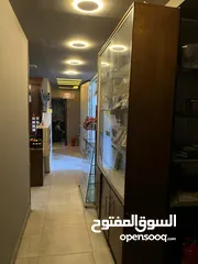  11 محل ومركز العاب ترفيهي متكامل للبيع