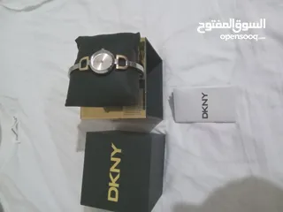  3 ساعة DKNY جديدة للبيع