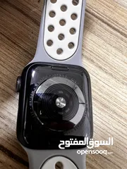  3 Apple Watch Series 5 Cellular Aluminum 40mm