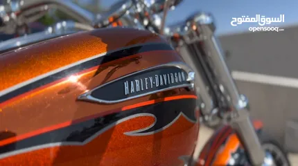  2 HARLEY DAVIDSON BREAKOUT CVO