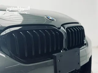  18 2021 BMW 530e M Sport Black Edition /// CLEAN CARFAX /// لون رمادي مميز جدا