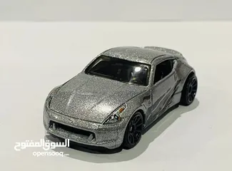  5 Hot wheels  car