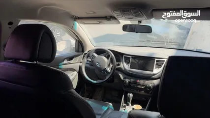  5 Hyundai Tuscan 2016
