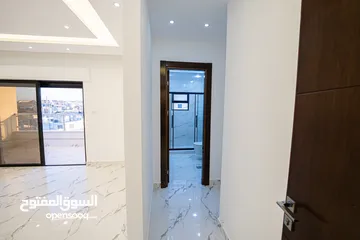  14 شقة طابق اول مساحة 200م في شفا بدران الكوم قرب سلاله مول