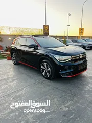  9 ‏Volkswagen ID6 black edition