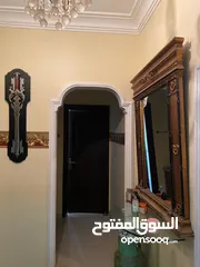 8 للبيع – شقة طابق أول بمساحة 210 م2 في طبربور (خلف عريقة مول)