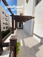  19 شقة طابقيه ( معلقه مستوى الشارع ) فارغة في دير غبار للبيع  ref : 14182