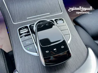  18 مرسيدس C200 AMG كت فتحة اسود 2019 بحالة الزيرو وارد المانيا مميزة