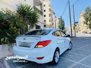 4 هونداي اكسنت 2015 فل اوتماتك بنزين ماتور 1400 بحالة ممتازة جداً الله يبارك لصاحب النصيب ...