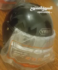  24 خوذه خوذة ركوب دراجه ناريه و سكوتر و دراجة كهرباء و الخيل  وكاب اسود  ومط او لميع و احمر وسكني واقي
