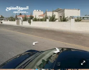  3 *جنوب عمان* 800 متر عن  شارع الميه عمان التنموي- رجم الشامي مساحات من 604 إلى 777 متر مربع.