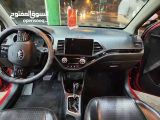  4 سيارات للايجار يومي شهري اسبوعي  يوجد عدة سيارات
