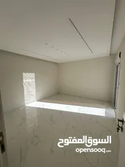  11 شقة طابق اخير مع روف فاخرة في اجمل مواقع طبربور من المالك مباشرة