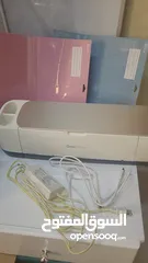  1 للبيع ماكينة *cricut maker* ماكينة ذات دقة عاليه. ممتازه للمشاريع الصغيره بالاخص المنزليه