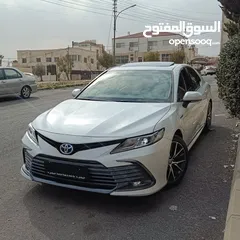 2 تويوتا كامري 2023 بحالة الوكالة GLE فحص 7 جيد