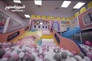  2 محل العاب أطفال وترفيه
