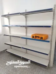  3 رفوف حديد ثقيل مستعملة بحالة "أخو الجديد" – للبيع كامل الكمية