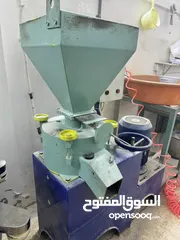  10 غرابيل ومعدات طحن حديثه بنظام دينامركي للبيع