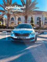  2 سياره سكودا كميك للبيع لون رمادي