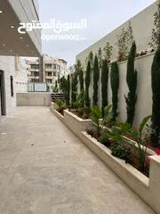  1 شبه أرضي 190 م مميز بمساحة واسعة وحديقة وكراج خاص 300متر جاهز للتسليم و بالاقساط في مرج الحمام