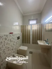  15 للإيجار شقه مفروشة // في منطقة عبدون خلف نقابة المقاولين  .. مميزه جداً