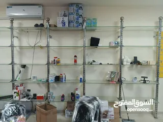  4 رفوف محلات تجارية