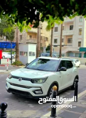  8 الجيب الكوري المميز سانغ يونغ تيفولي ديزل