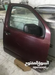  4 4 أبواب نيسان نيفارا أوروبي مستعمل بحال الوكالة