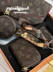  3 بكج ماركات عالمية بسعر ولا بالأحلام! الآن بإمكانك تمتلك بكج فاخر من CHANEL أو Louis Vuitton