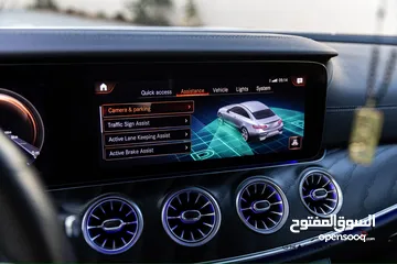  27 Mercedes benz E200 coupe 2021