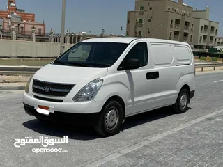  2 Hyundai H-1 / 2016 (White)