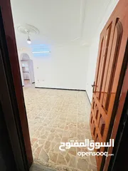  7 ‏شقة للإيجار ثلاث غرف شارع الجامعة
