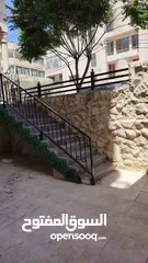  1 شقه للايجار شبه ارضي بالقرب من مدرسة الباب العالي