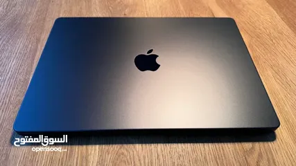  7 Macbook Pro 16.2" M4 Max 36GB/1TB/ماك بوك برو 16.2"  36GB/1TB M4Max
